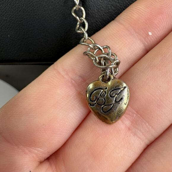 Vintage Betsey Johnson Large Chunky Embellished Bling Key Pendant Long Necklace - Picture 5 of 6